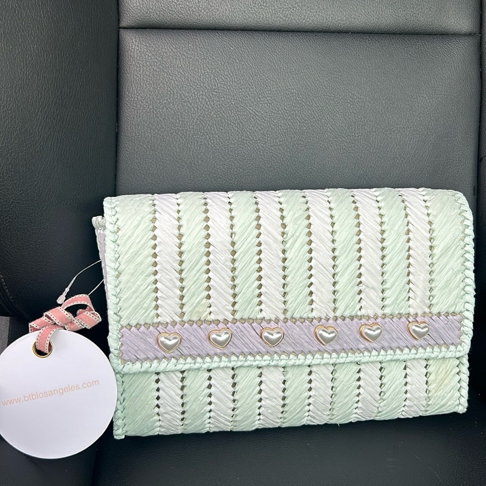 Beach bag clutch
